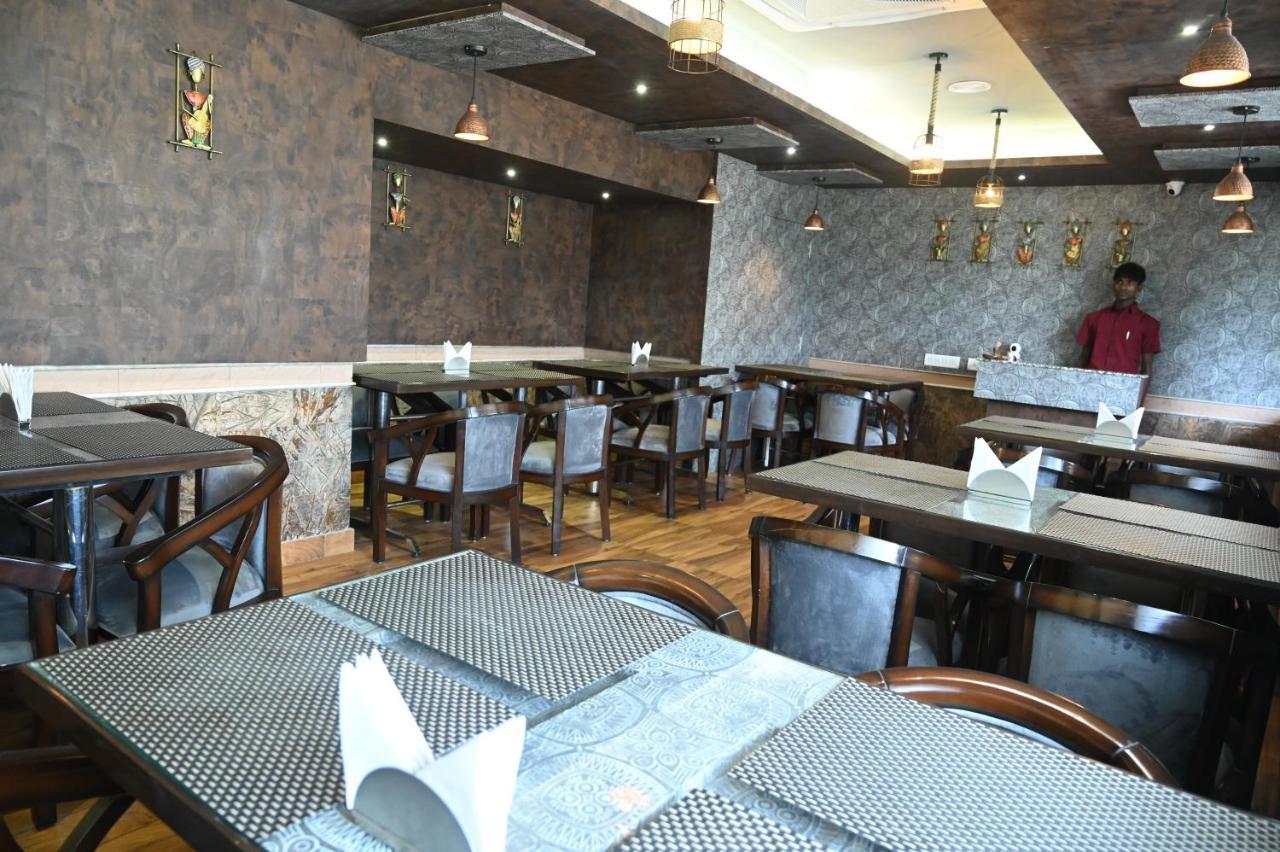 Hotel Churuvilla Ранчи Экстерьер фото